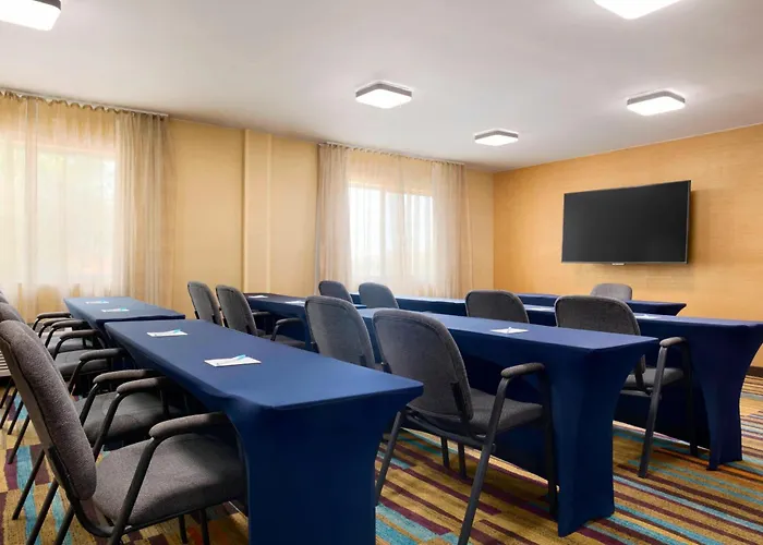 Fairfield Inn & Suites By Marriott Dallas Plano