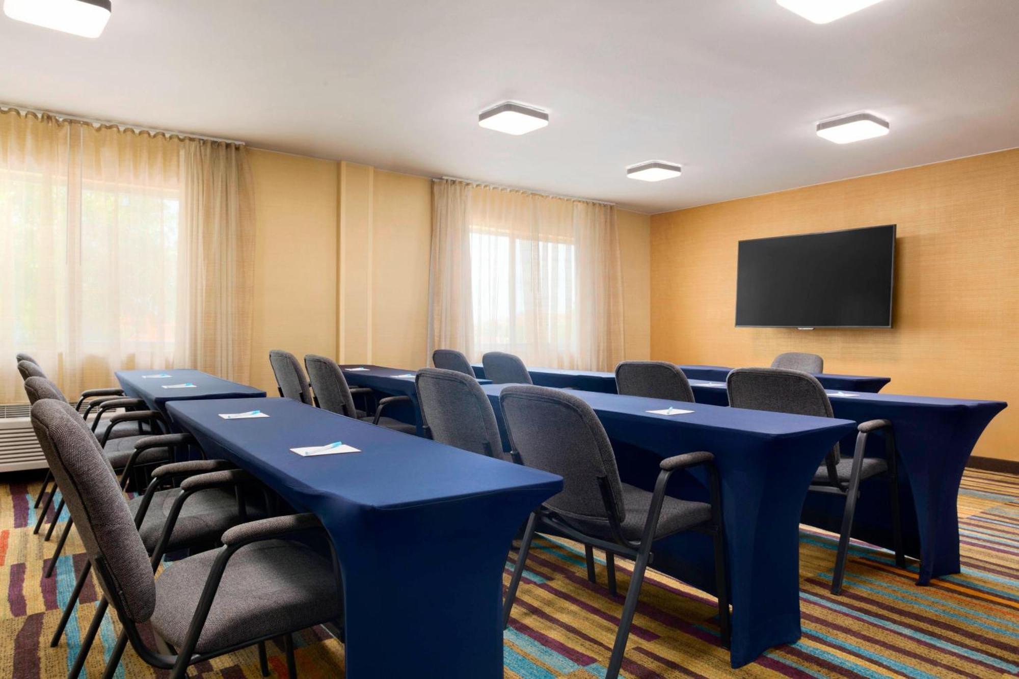 Fairfield & By Marriott Dallas
