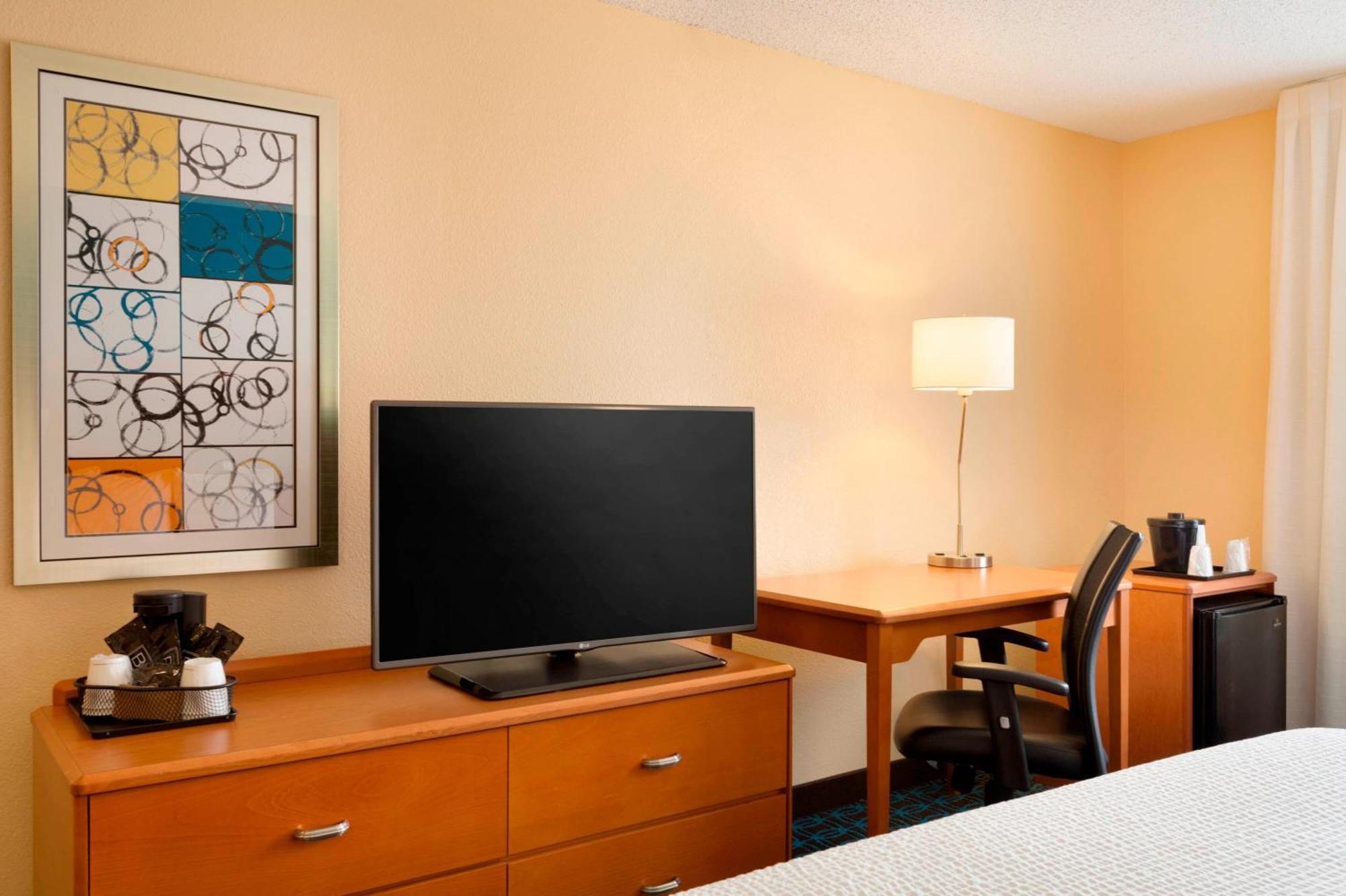 Fairfield & By Marriott Dallas Hotel Plano